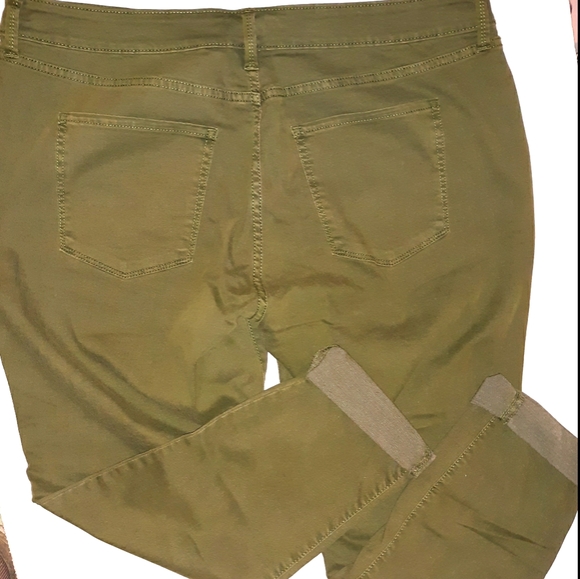 NEW ARIZONA JEAN Co Jr Plus Women's Green A - Picture 3 of 16